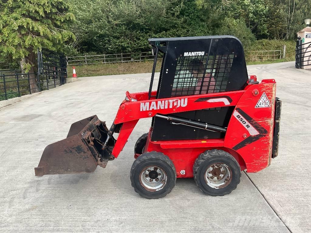 Manitou 850 R 伸縮臂操作車