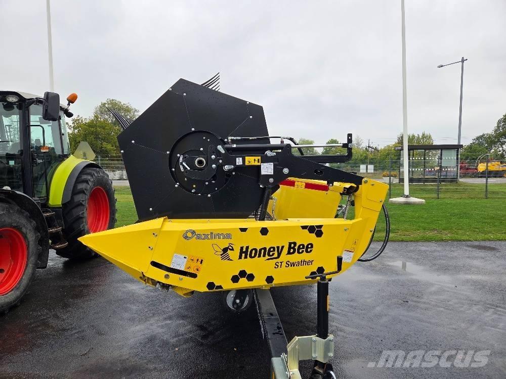 Honey Bee ST21 堆草機