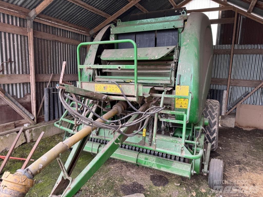 McHale V 660 圓型牧草打包機