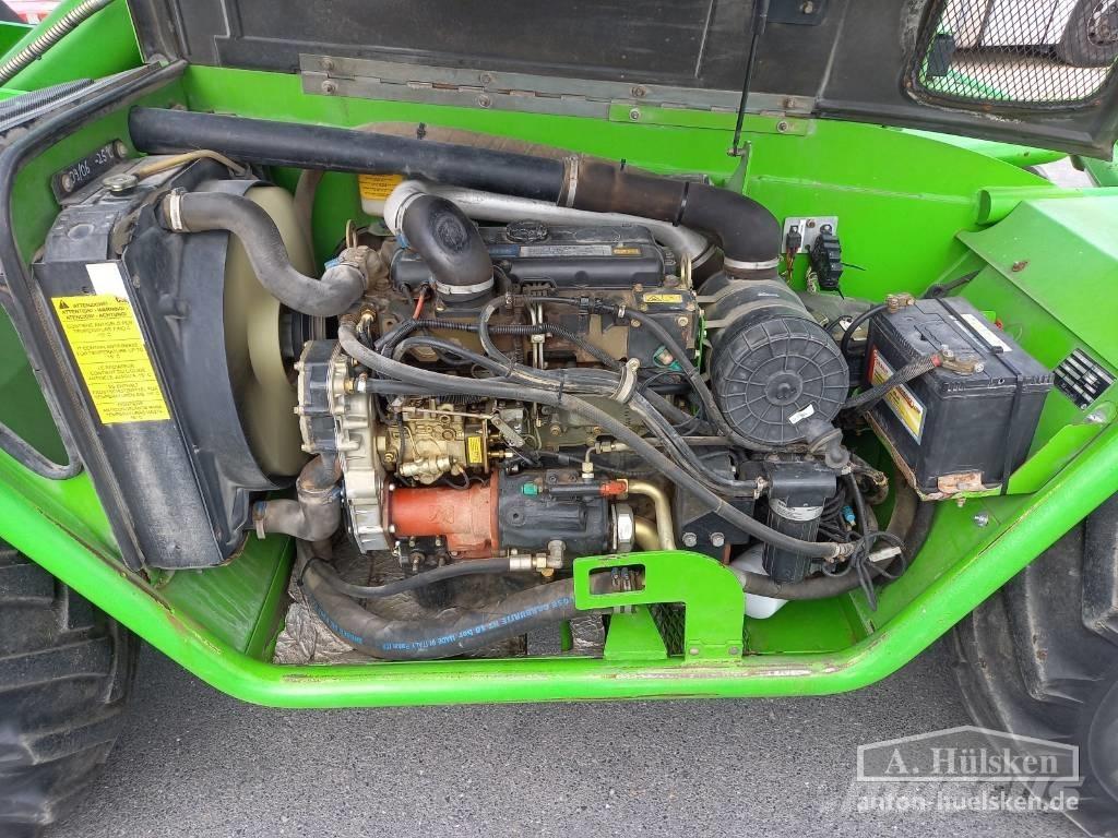 Merlo P 38.13 伸縮臂操作車