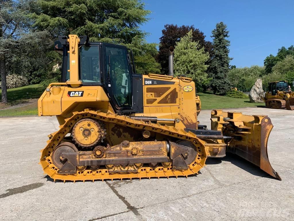 CAT D 6 N XL 履帶推土機