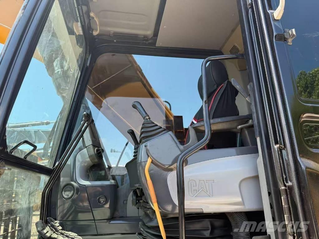 CAT 320 D 履帶式 挖土機/掘鑿機/挖掘機