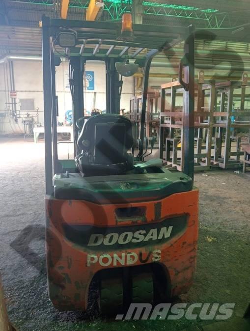 Doosan B 20 T-7 電動堆高機