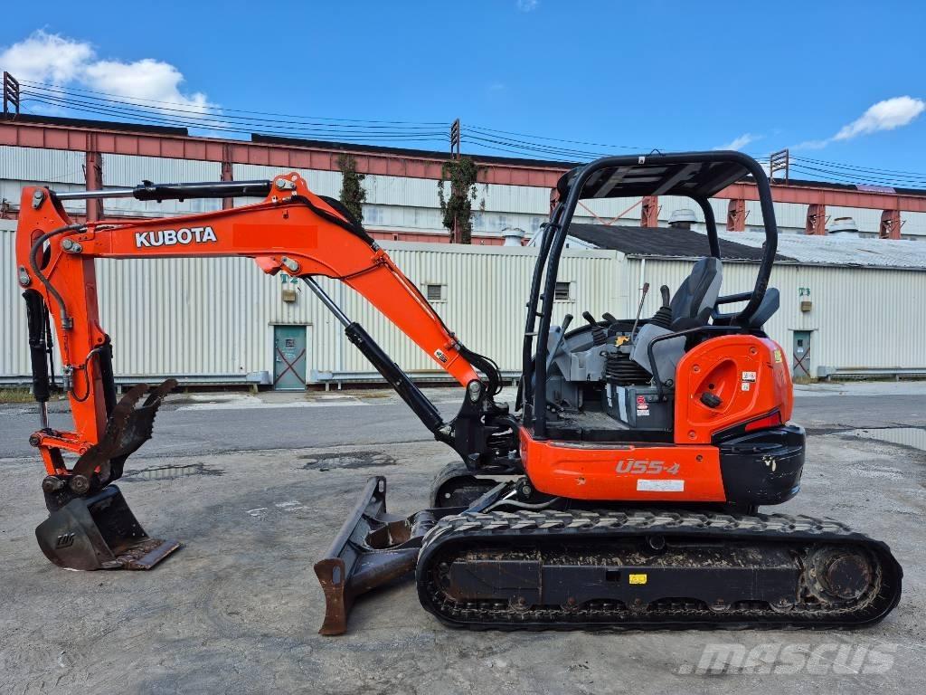 Kubota U 55-4 小型挖土機/掘鑿機<7t(小型挖掘機)