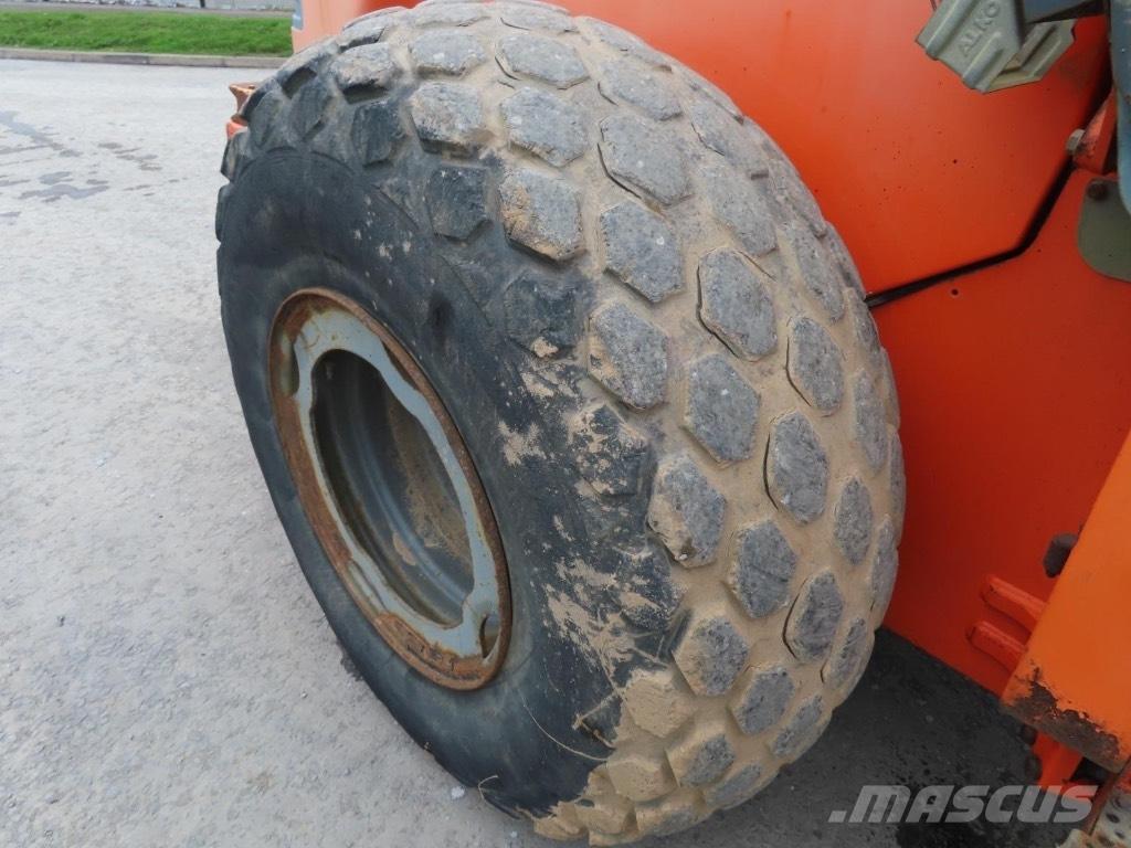 Hamm 3410 單輪滾壓機