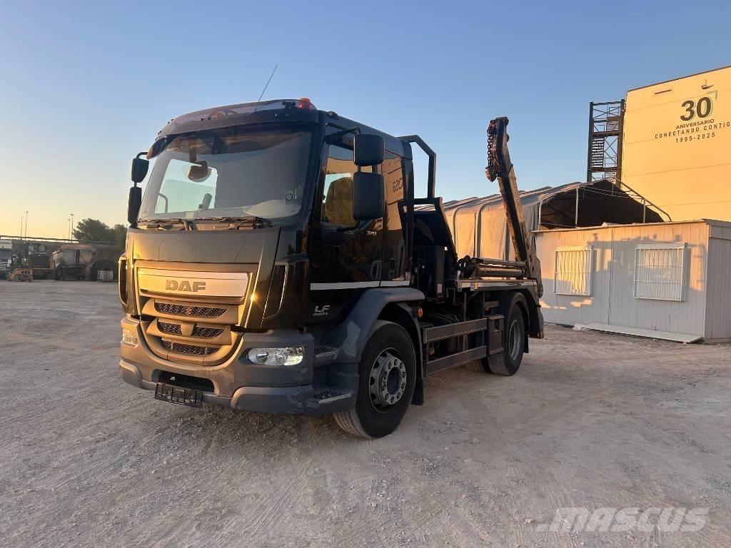 DAF LF 320 FA 貨櫃框架卡車