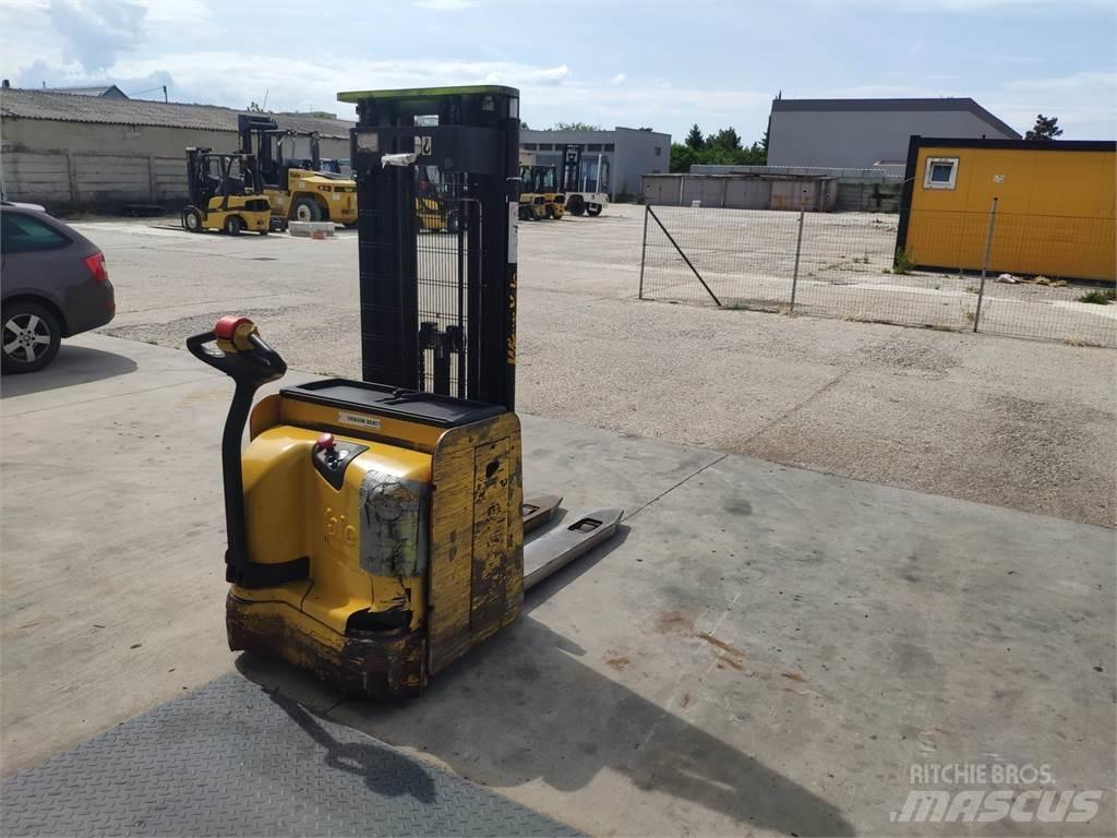 Yale MS16 AC 行走控制式堆積機