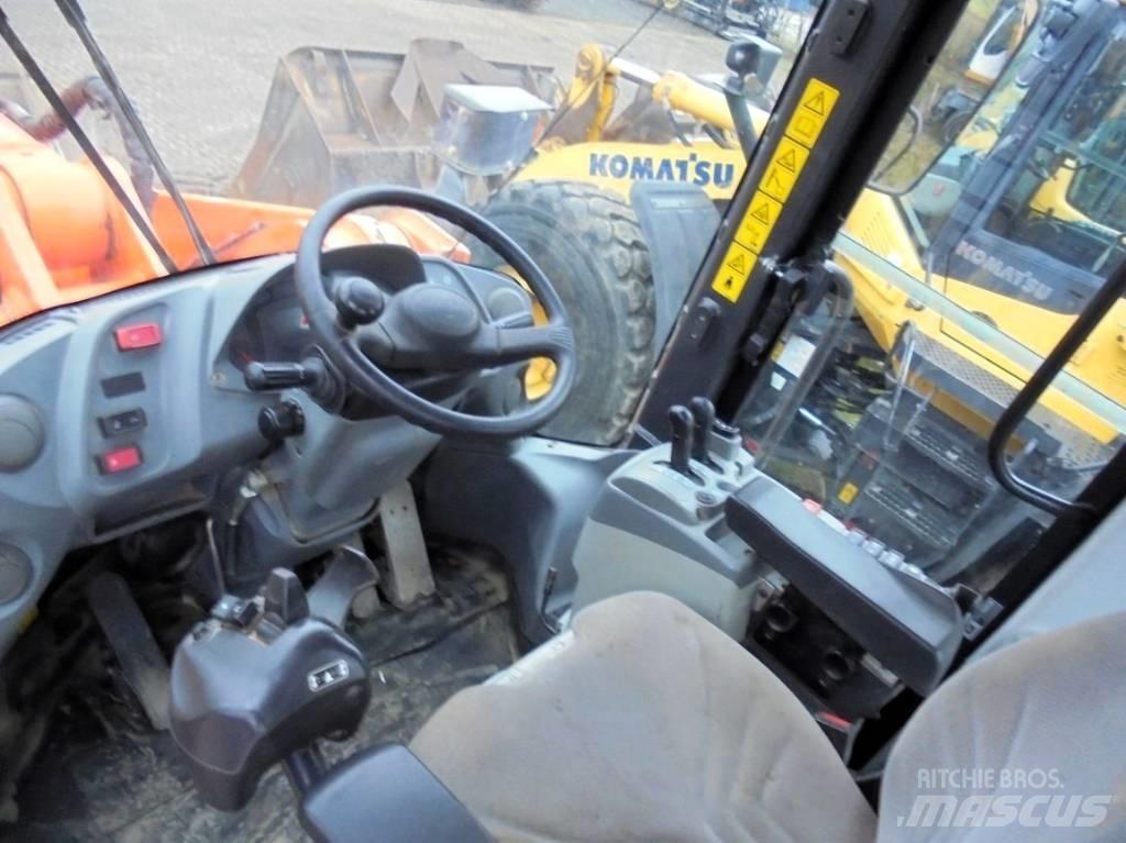 Hitachi ZW 310-6 輪胎式裝載機