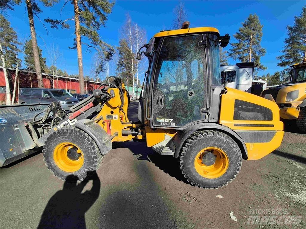 JCB 407 輪胎式裝載機