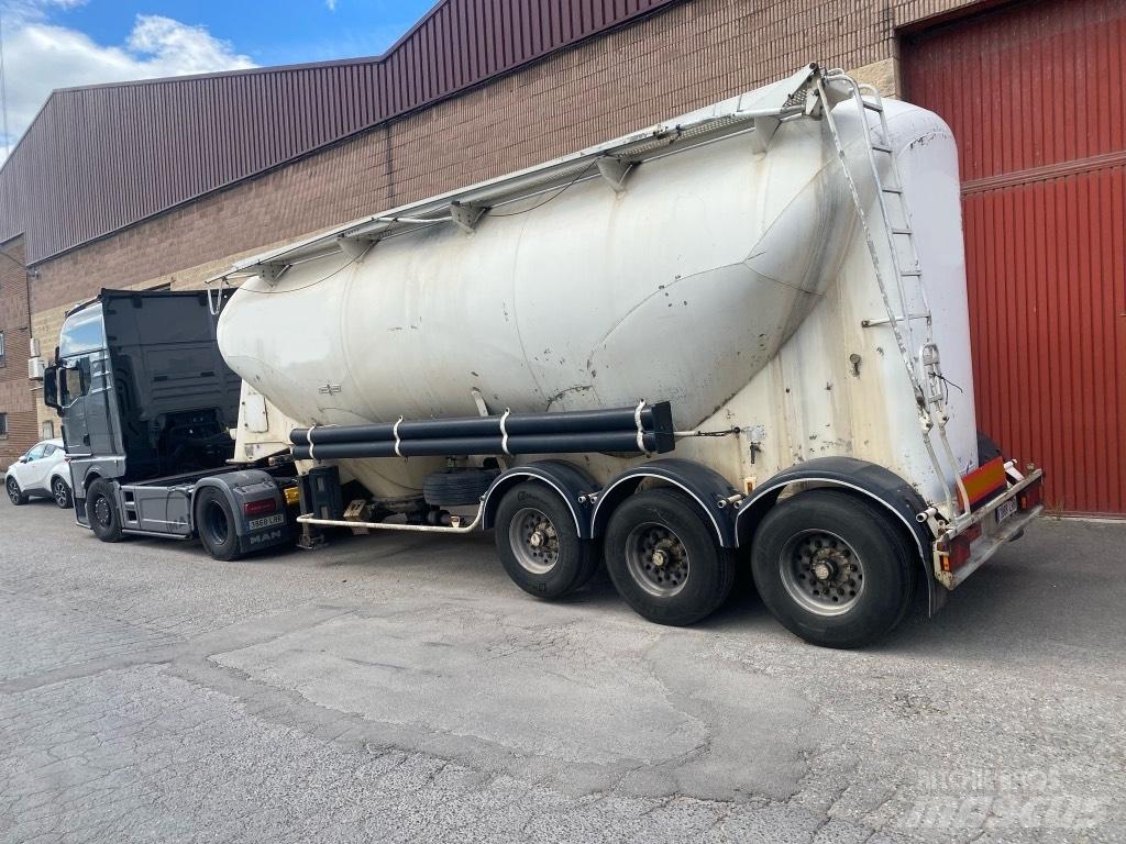 Spitzer SF2439PI 罐體半拖車