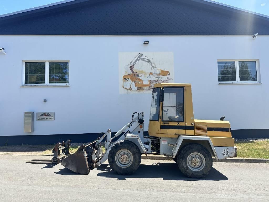 Schaeff SKL 832 輪胎式裝載機