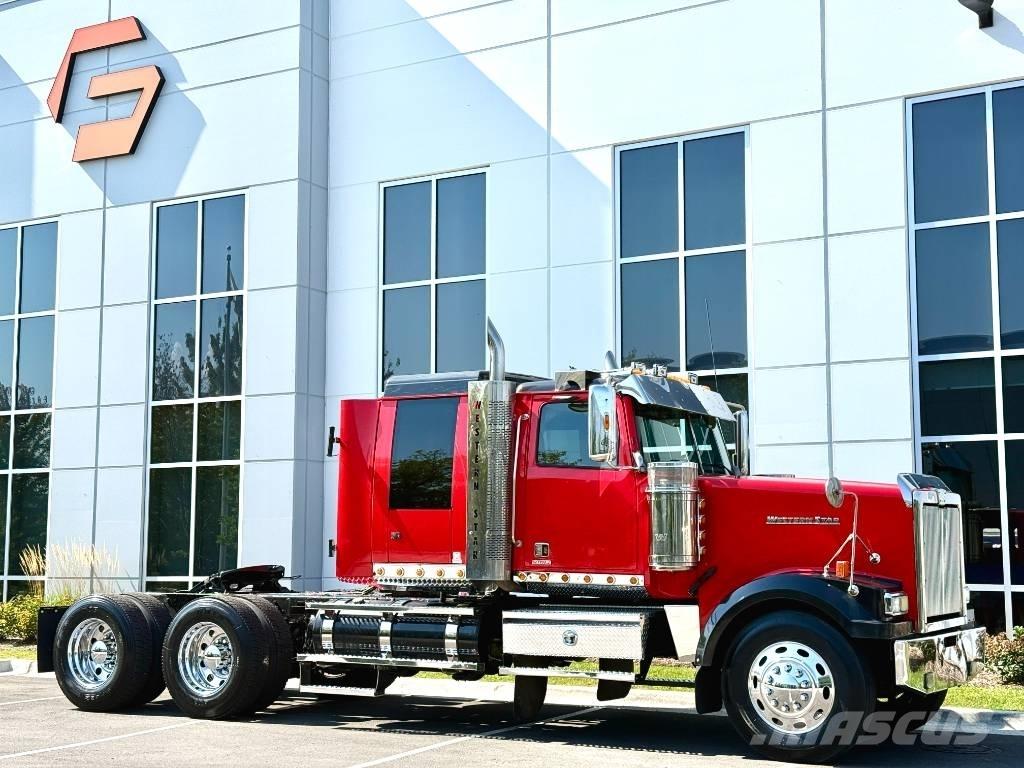 Western Star 4900 EX 曳引機組件