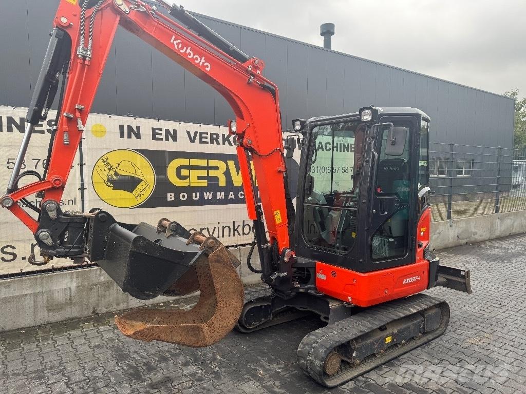 Kubota KX 037-4 小型挖土機/掘鑿機<7t(小型挖掘機)