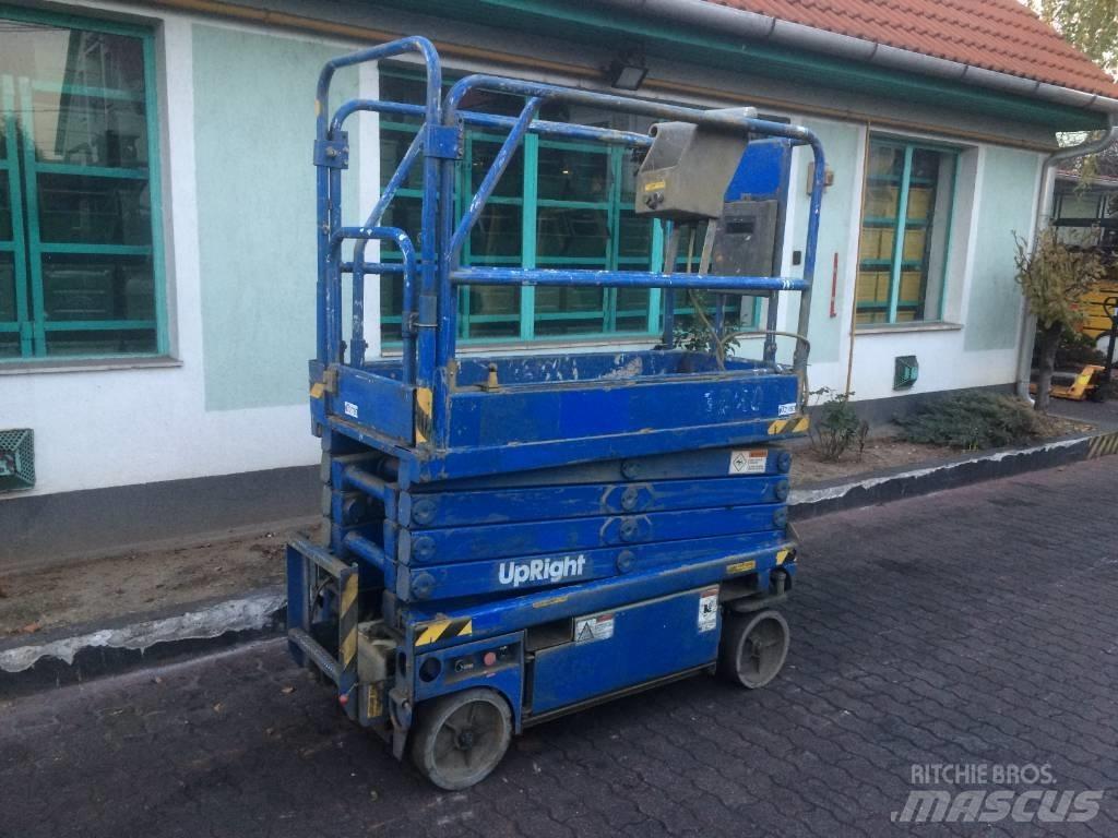 UpRight MX19    V-2783 垂直升降工作台