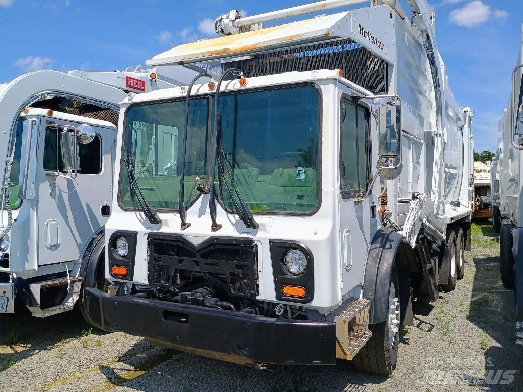 Mack MRU 613 垃圾車