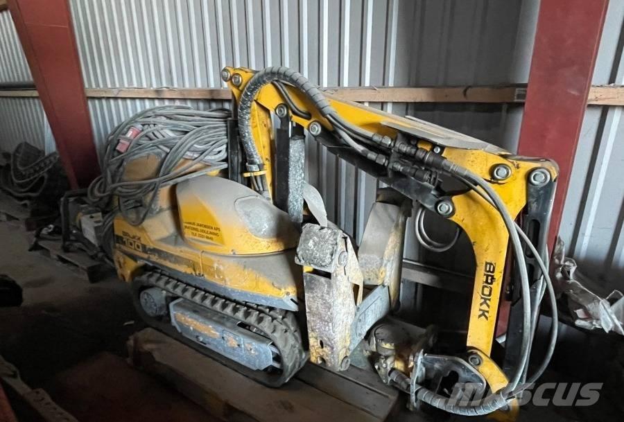 Brokk 100 拆卸式挖土機/掘鑿機/挖掘機
