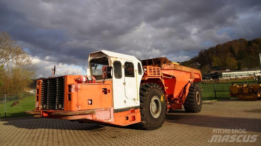 Sandvik TH 430 地下礦用卡車和吊車