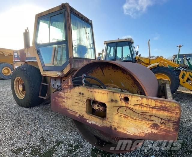 Komatsu JV110WA-HD 單輪滾壓機