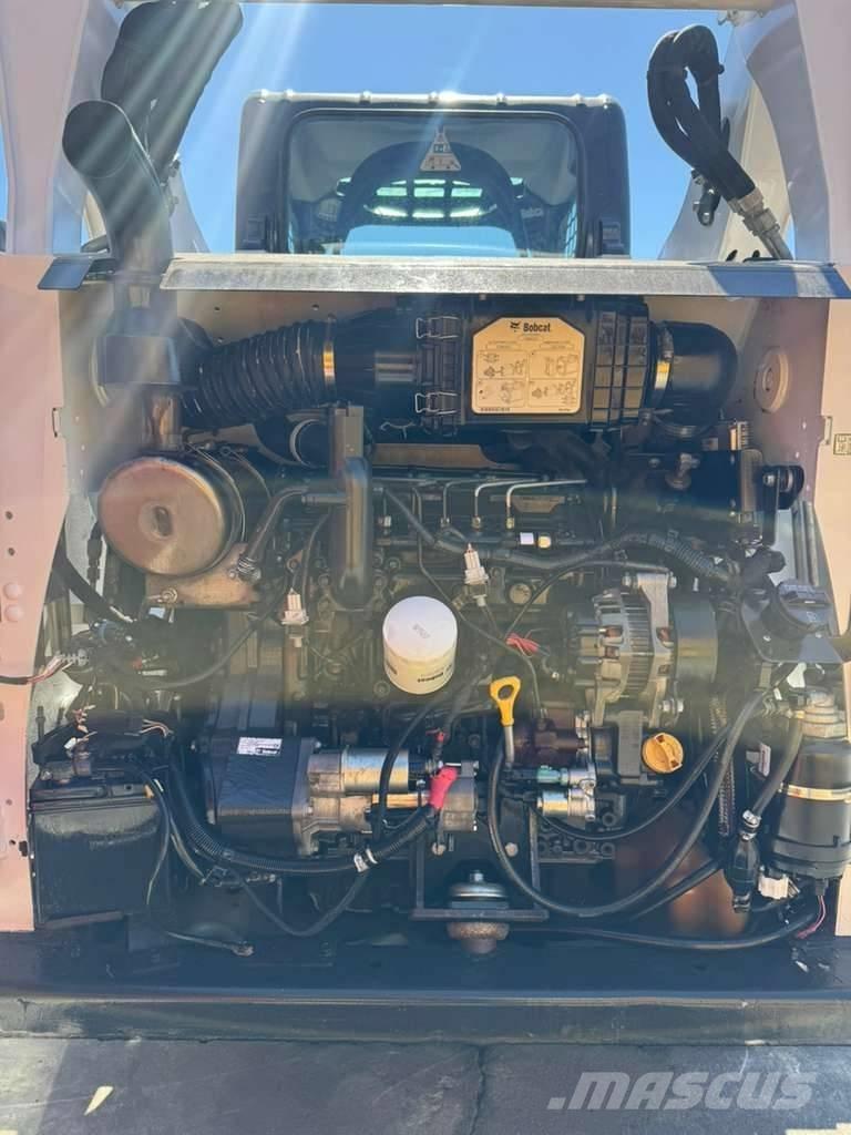 Bobcat T 590 滑移轉向裝載機