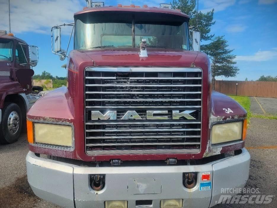 Mack CH613 曳引機組件
