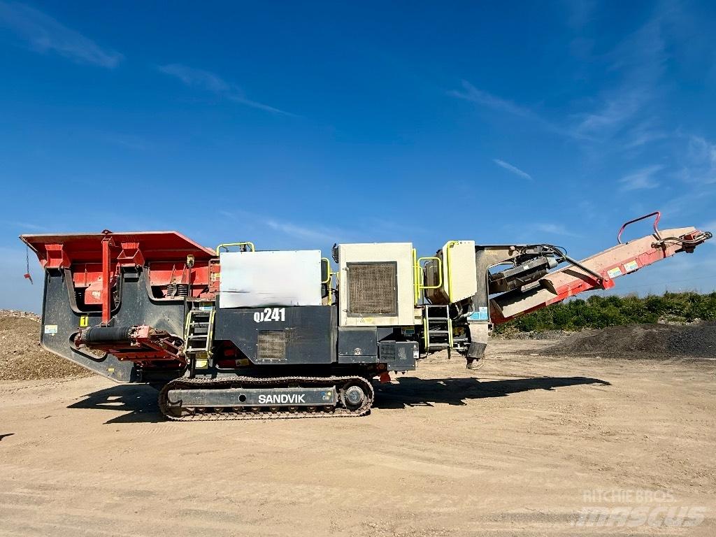 Sandvik QJ 241 移動式壓碎機