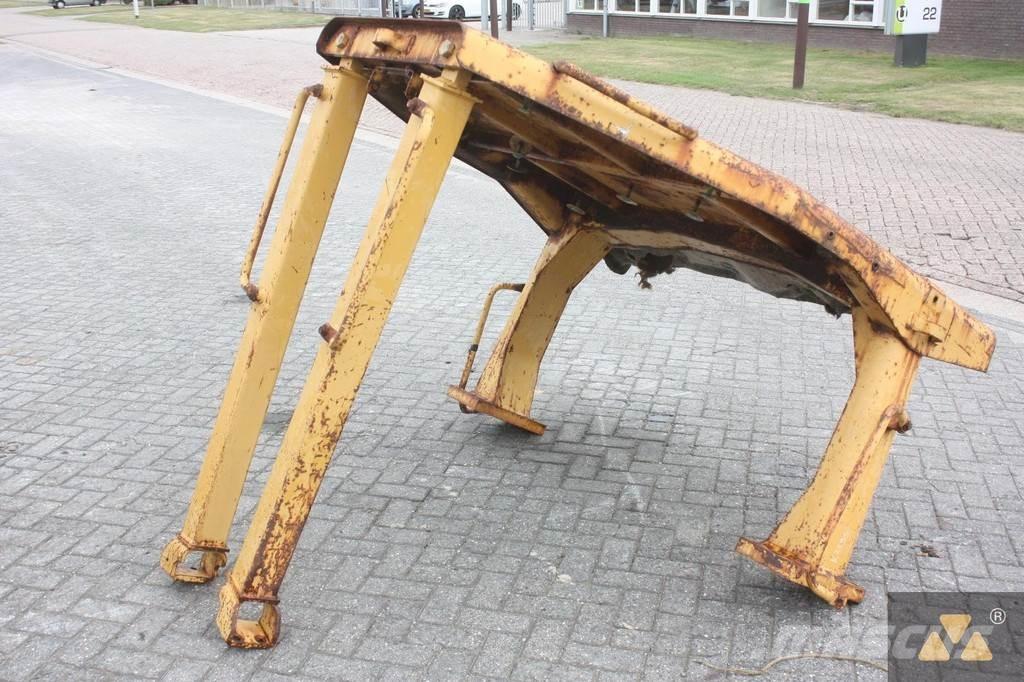 CAT D7H O-rops cab 駕駛室與內部