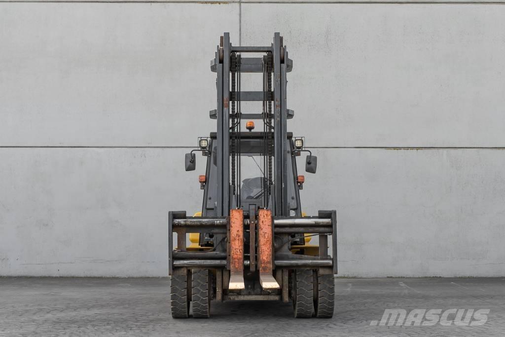 Komatsu FD 80-10 柴油卡車