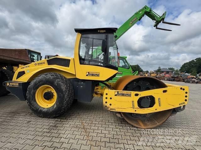 Bomag BW 213 D -5 單輪滾壓機