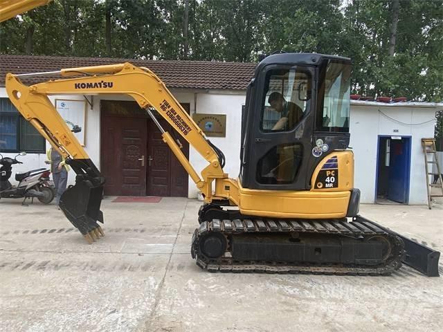 Komatsu PC40MR 小型挖土機/掘鑿機<7t(小型挖掘機)