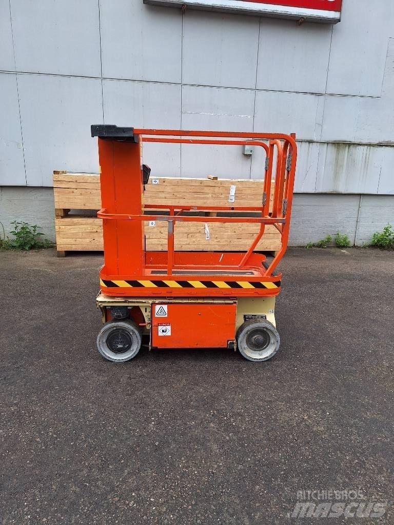 JLG 1230 ES 剪式升降機