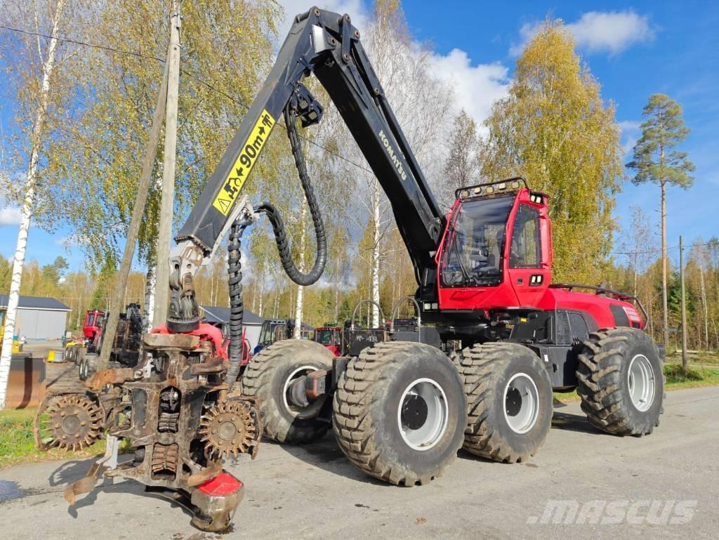 Komatsu 951 收穫機
