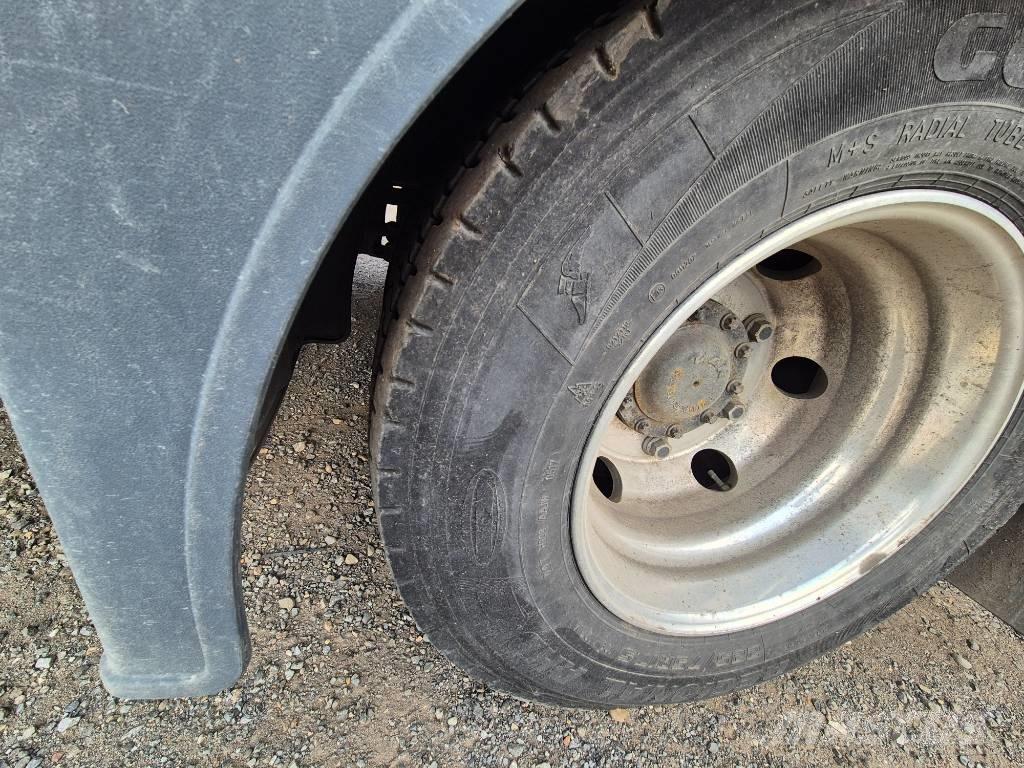 Ruthmann T 330 卡車裝載高空作業車