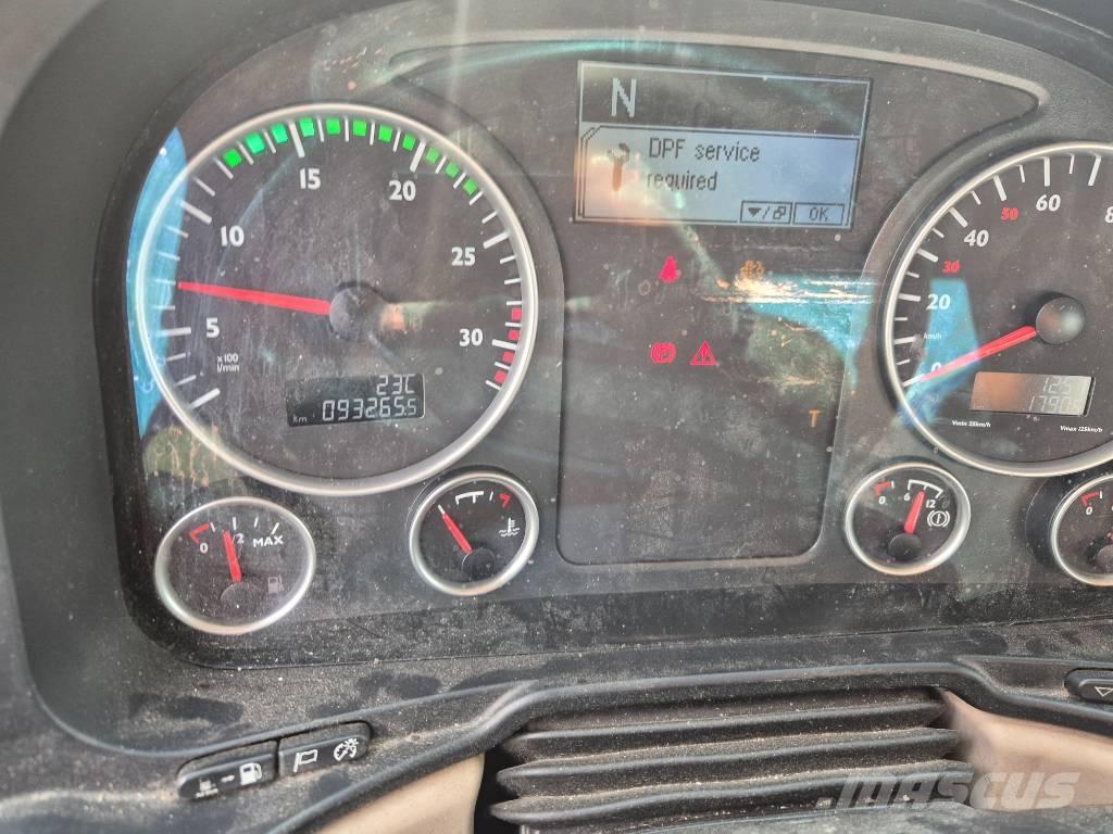 Ruthmann T 330 卡車裝載高空作業車