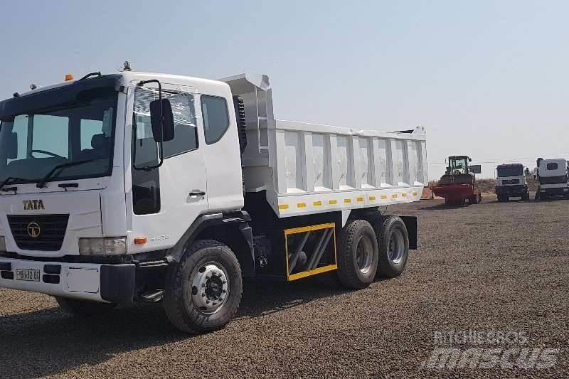 Tata Novus 3434 其他貨車