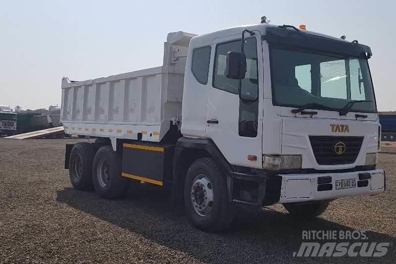 Tata Novus 3434 其他貨車