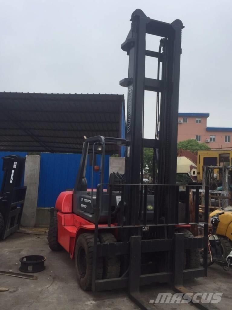 Toyota 8 Ton 柴油卡車