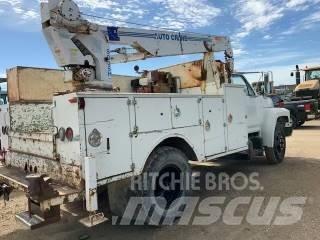 Ford F600 都市/通用型車輛