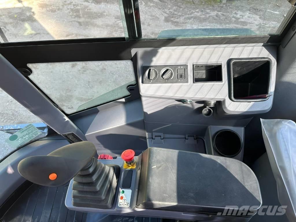 Hamm HC 130i 單輪滾壓機