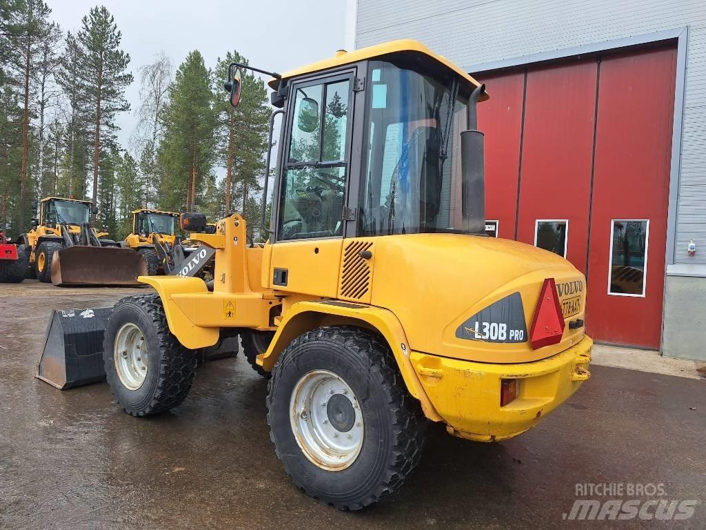 Volvo L30B AURALLA 輪胎式裝載機