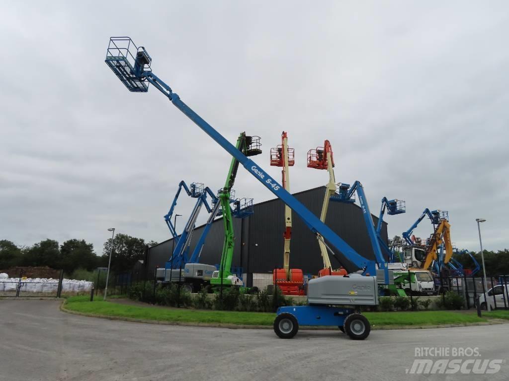 Genie S 45 伸縮臂高空作業車