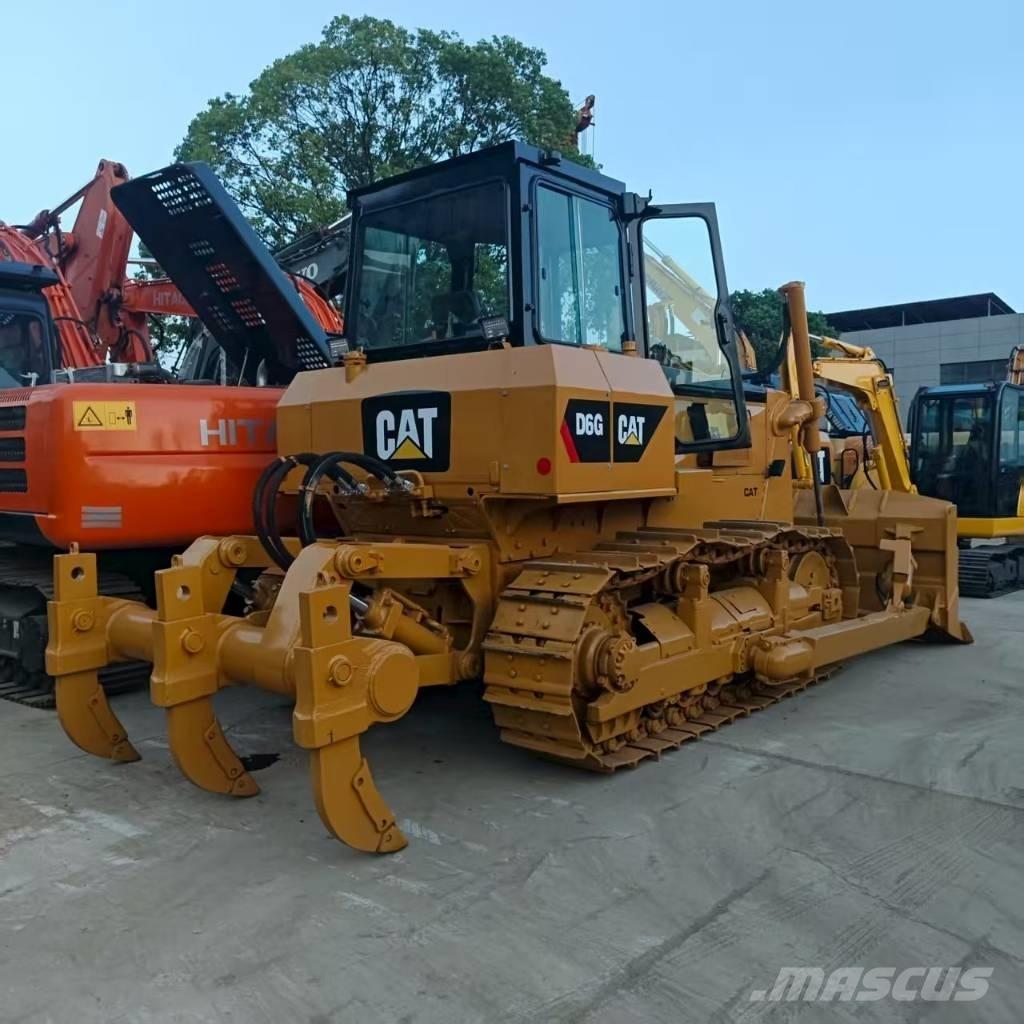 CAT D 6 G 平土機