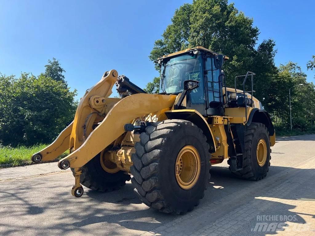 CAT 966M 輪胎式裝載機