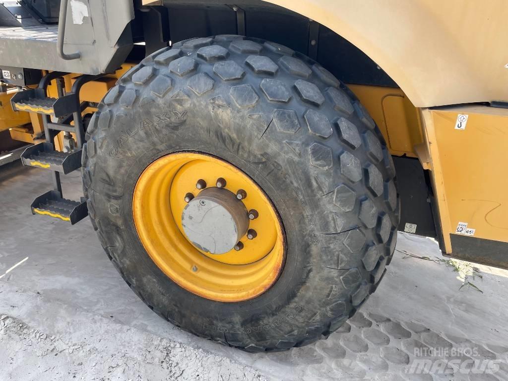 Volvo SD 115 B 單輪滾壓機
