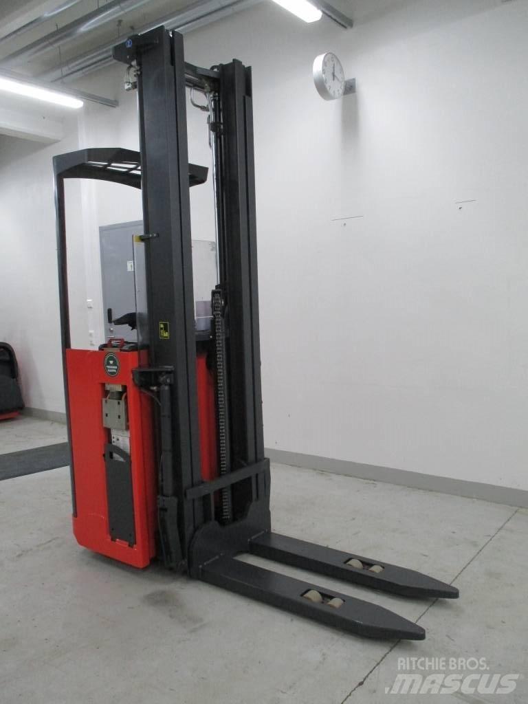 Linde L1600 TTFYS 自走式堆積機