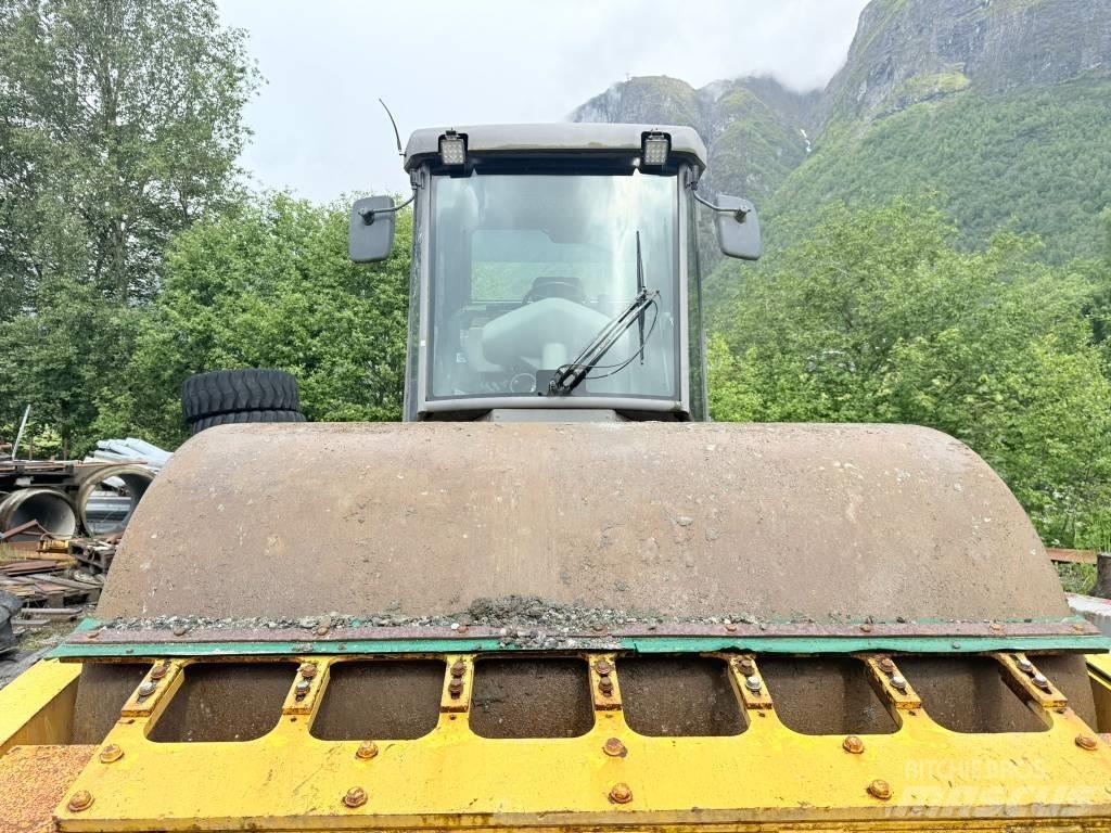 Volvo SD 160 D X 單輪滾壓機
