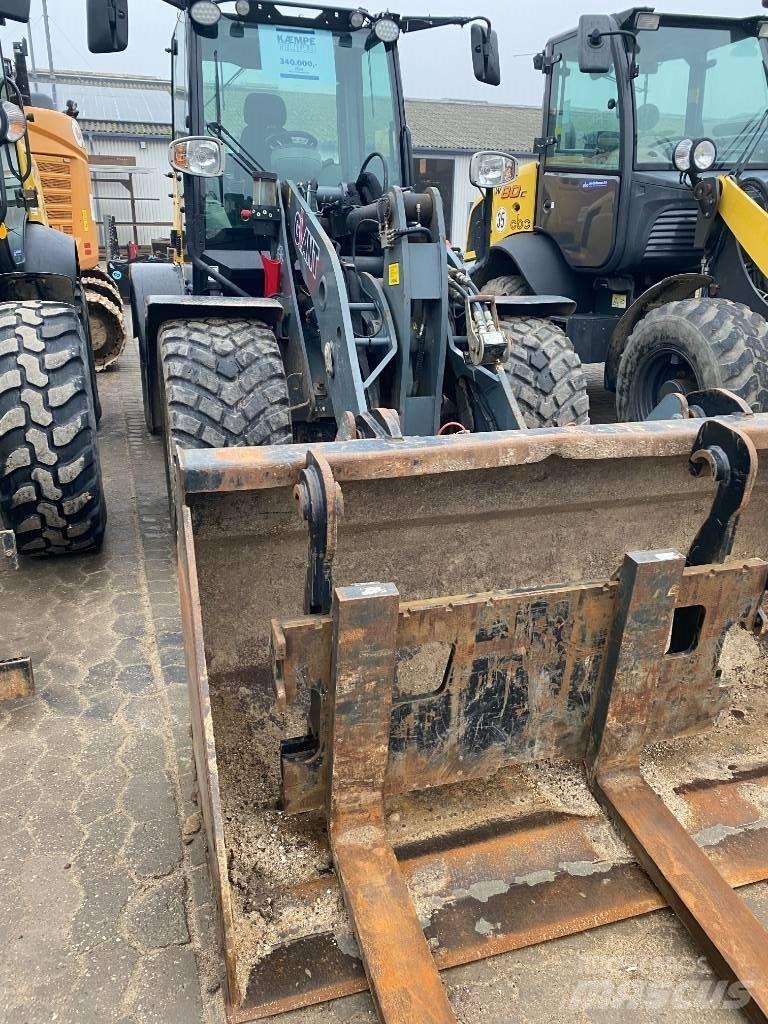GiANT V 761 T 小型裝載機