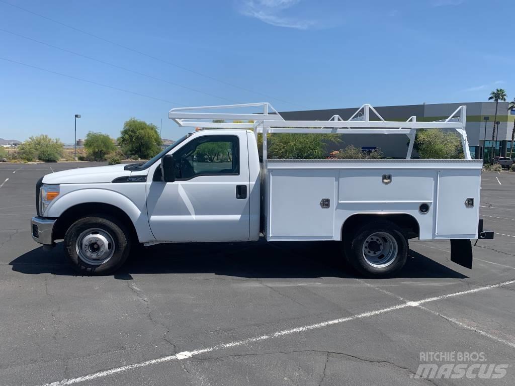 Ford F 350 HD 皮卡.傳統半斗卡車/側卸板