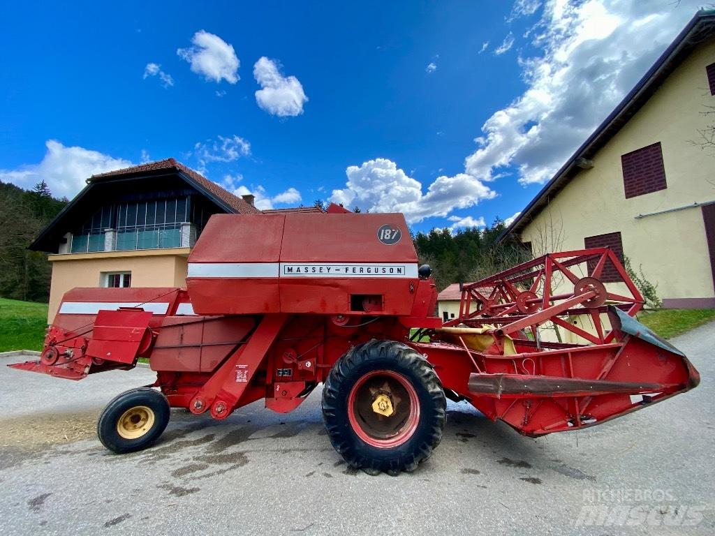 Massey Ferguson 187 聯合收穫機