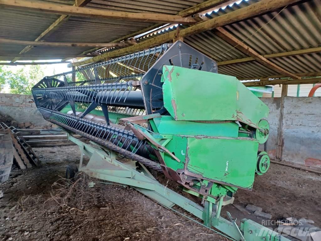 Deutz-Fahr 4075 H 聯合收穫機