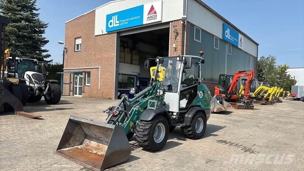 Wacker Neuson WL28 輪胎式裝載機